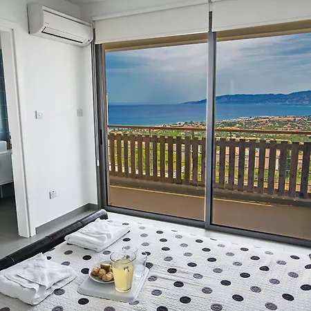 Tavrou Dyo - Luxury 3 Bedroom Latchi With Private Pool *