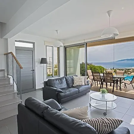 Tavrou Dyo - Luxury 3 Bedroom Latchi With Private Pool - Stunning Sea Views Villa Neo Chorio