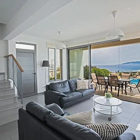Villa Tavrou Dyo - Luxury 3 Bedroom Latchi With Private Pool - Stunning Sea Views