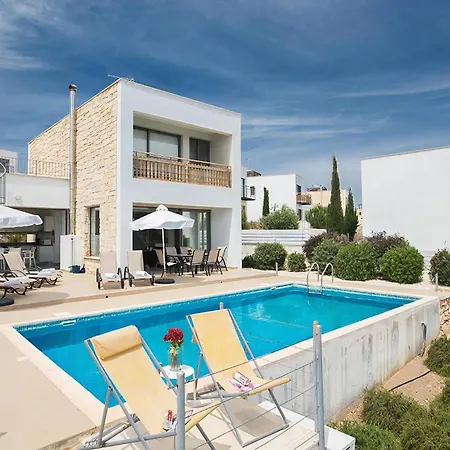 Tavrou Dyo - Luxury 3 Bedroom Latchi With Private Pool - Stunning Sea Views