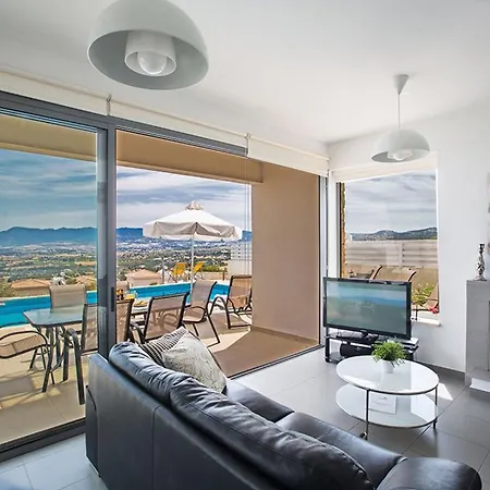 Tavrou Dyo - Luxury 3 Bedroom Latchi With Private Pool