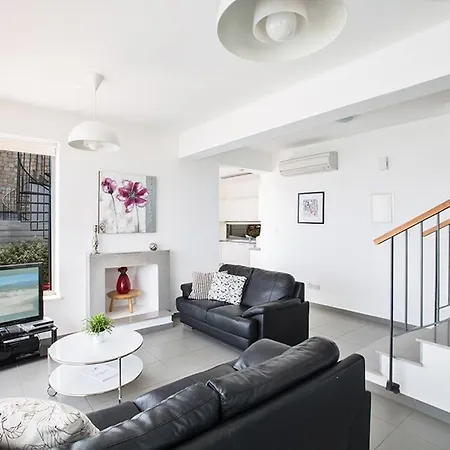 Tavrou Dyo - Luxury 3 Bedroom Latchi With Private Pool Neo Chorio