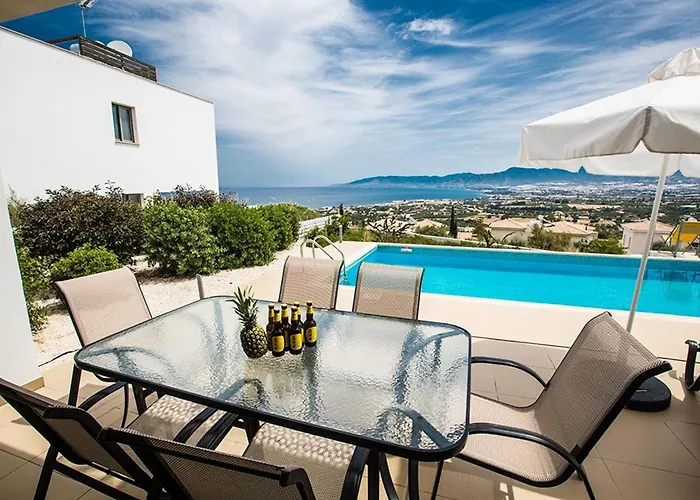 Tavrou Dyo - Luxury 3 Bedroom Latchi With Private Pool Vila *